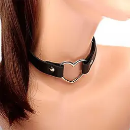 Чокер із серцем у стилі BDSM шкіряний One size K0595-1 - мініатюра 2