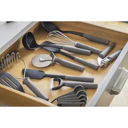 Прес для часнику KitchenAid Coreline сірий (KAS132OHCGG) - мініатюра 10