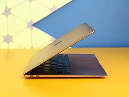 Ноутбук Apple MacBook Air 13" 8/256GB Gold Late 2020 (MGND3) Б/в [172542] - мініатюра 3