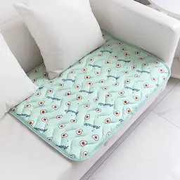 Літня підстилка, що охолоджує Derby Ice Silk Summer Pet Cooling Mat Avocado 50х60 см - мініатюра 4