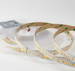 LED Стрічка 21,6W 240LED 4000К 3000LМ IP20 24V KLOODI KD2835-240-21.6W-4К-24V HE - мініатюра 2