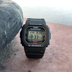 Протиударні годинники чоловічі наручні оригінальні японські Casio G-Shock DW-5600E-1VER з полімерним ремінцем - мініатюра 5