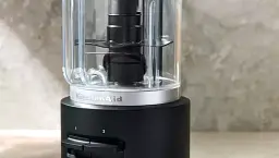 Кухонний мінікомбайн KitchenAid Go 5KFCR531BM 12V, бездротовий зі знімною батареєю, з акумулятором, чорний - мініатюра 4