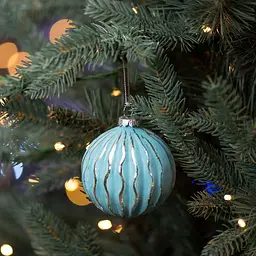 Новорічна іграшка Novogod'ko Куля 8 cм матова з орнаментом світло-блакитна (973841) - мініатюра 2