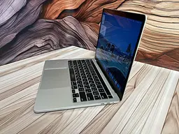 Ноутбук Apple MacBook Pro 13" 2020 i7-1068NG7/32/512 (C02DV4MBML87) Б/в - мініатюра 3