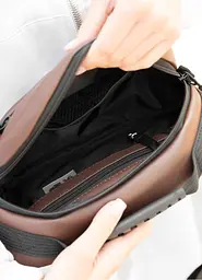 Сумка через плече жіноча бананка Sambag Flex шоколад 30 × 17 × 10 см (85351020) - мініатюра 6
