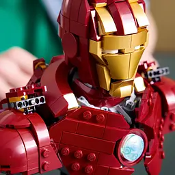 Конструктор LEGO Super Heroes Marvel Бюст Залізної Людини MK4, 436 деталей (76327) - мініатюра 12