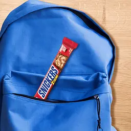 Шоколадний батончик Snickers Xtreme Peanut and Caramel Share Size 88 г - мініатюра 6