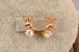 Сережки дитячі Xuping Jewelry зайчики із білими фіанітами 10 мм золотисті - мініатюра 2
