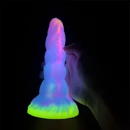 Фалоімітатор I’MCUM Galaxy Glow 20.7 см Світиться у темряві Різнокольоровий (IM-KYJ255-3) - мініатюра 5