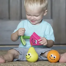 Игровой набор Fat Brain Toys Веселые разноцветные фрукты 27х13х15 см из силикона - миниатюра 4