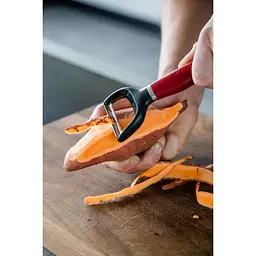 Овочечистка горизонтальна KitchenAid Coreline червона (KAG145OHERE) - мініатюра 6