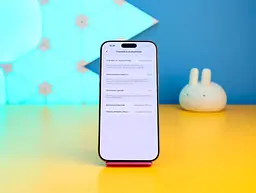 Смартфон Apple iPhone 16 Pro Max 256 ГБ пустельний титан (MYWX3) б/в [175257] - мініатюра 3