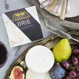 Сир із білою пліснявою Brie Castello 125 г