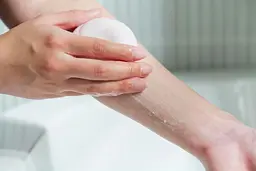 Мило-скраб для тіла Pelican Smoostone Body Scrub Soap 80 г - мініатюра 3