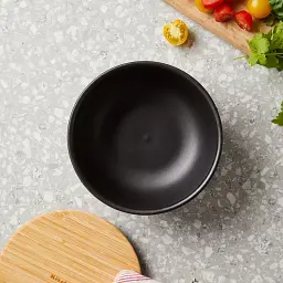 Миска з кришкою KitchenAid Matte Oven-to-table, з чорного керамограніту, 15 см, 1 л (CC004972-001) - мініатюра 2