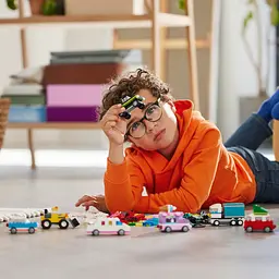 Конструктор LEGO Classic Творчі транспортні засоби 900 деталей (11036) - мініатюра 4
