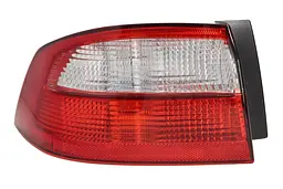 Ліхтар (фонарь) задній лівий RENAULT LAGUNA II Хетчбек 03.01-04.05 TYC (11-0352-01-2)