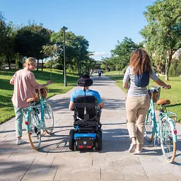 Кресло-коляска с электроприводом Invacare AVIVA RX40 (AVIVA RX40-1794) - миниатюра 10