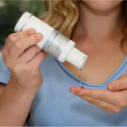 Очищувальна піна для обличчя Obagi Clenziderm M.D. Daily Care Foaming Clenser 118 мл (362032610115) - мініатюра 6