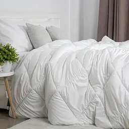 Ковдра ТЕП Huggy 350 г/м 180x210 см білий (1-05122_00000) - мініатюра 2