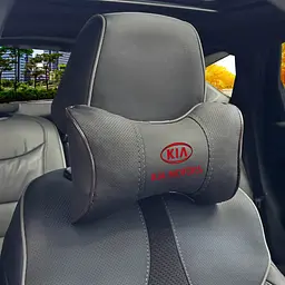 Подушка на підголівник з логотипом Kia Екошкіра 3D Кольоровий лого Чорна-Коричневий кант 1 шт
