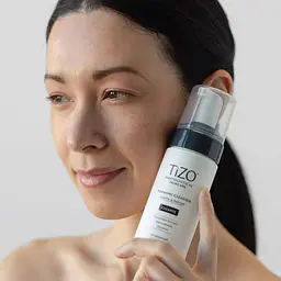 Пінка для вмивання TiZO Foaming Cleanser 118 мл - мініатюра 5