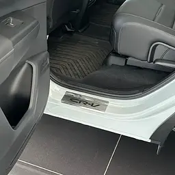 Накладки на пороги для Honda CR-V VI 2023- Нержавіюча сталь із загином та Логотипом 4 шт (Premium P-HO40) - мініатюра 3