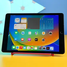 Планшет Apple iPad (2017) 32GB Wi-Fi Space Gray (MP2F2) Б/У [159994]