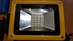 Акумуляторний LED Прожектор 30W світлодіодний ліхтар із ЗУ 12в та 220в Balong 204 - мініатюра 7