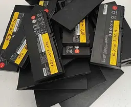 Акумулятор Lenovo ThinkPad P50 P51 P52 77+ 01AV496 11.4V 90Wh Б/в