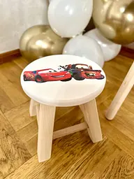 Табурет дитячий Маквін дерев'яний ручної роботи 25 x 25 x 24 см - мініатюра 2