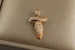 Кулон Xuping Jewelry кинжал 2 см золотистий