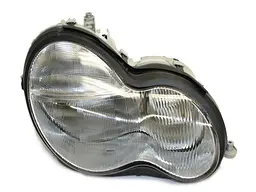 Фара передня права MERCEDES C-KLASA W203 05.00-04.04 TYC (20-0017-05-2)