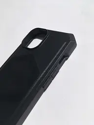 Оригінальний протиударний чохол для iPhone 15/14/13 UAG Essential Armor MagSafe Black 114288114040 - мініатюра 2