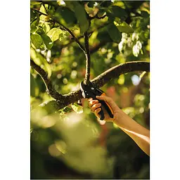 Контактний секатор Fiskars PowerStep P83 з храповим механізмом (1000575) - мініатюра 10