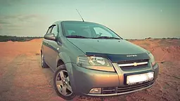 Дефлектор капоту мухобійка Chevrolet Aveo 2003-2006 седан хетчбек
