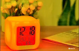 Годинник будильник хамелеон із термометром MoodiCare - мініатюра 3
