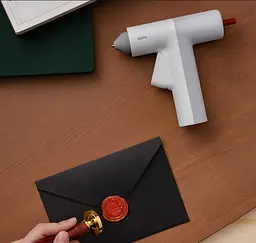 Клейовий пістолет Xiaomi HOTO Lithium Battery Glue Gun White (QWRJQ001) [73683] - мініатюра 4
