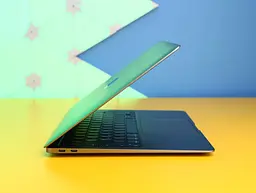 Ноутбук Apple MacBook Air 13" 8/256GB Space Gray 2020 (MGN63) Б/в [173736] - мініатюра 3