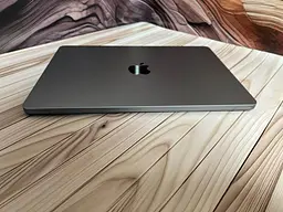 Ноутбук Apple MacBook Air 13.6" 2022 M2/24GB/512GB (GXY2D3K91H) Б/в - мініатюра 8