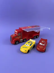 Ігровий набір Тачки (Cars): автовіз-трейлер з вантажівкою та 2 спортивними інерційними машинками, 038-31