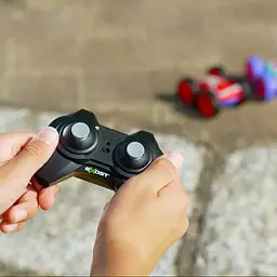 Машина Silverlit Exost Mini Flip Neo 1:34 на радіокеруванні 2.4 ГГц червона, синя (20290-1) - мініатюра 11