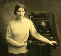 Women Artists & Designers of the National Trust - мініатюра 7