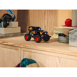 Конструктор LEGO Technic Monster Jam Grave Digger Вогонь і лід 263 деталі (42219) - мініатюра 6