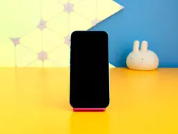 Смартфон Apple iPhone 13 128 ГБ синій (MLPK3) б/в [175119] - мініатюра 4