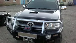Дефлектор капоту мухобійка Toyota HILUX 2005-