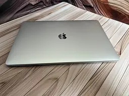 Ноутбук Apple MacBook Pro 15" 2017 i7-7700HQ/16/256 (C02WP00THTD7) Б/в - мініатюра 8