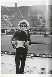 Daniel Kramer. Bob Dylan. A Year and a Day - Роберт Сантеллі - мініатюра 7