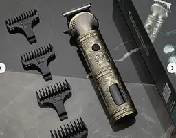 Чоловічий набір Professional VGR V-106 для догляду за волоссям бородою та тілом 14 насадок триммер для носа LED-дисплей 6 в 1 (42268-V-106_612) - мініатюра 3